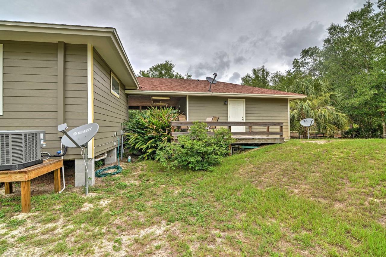 Crystal River Cottage On 1 Acre With Deck And Porch! Yankeetown Екстер'єр фото